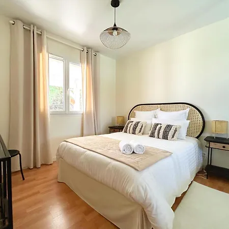 Grazia - Piscine Vila *